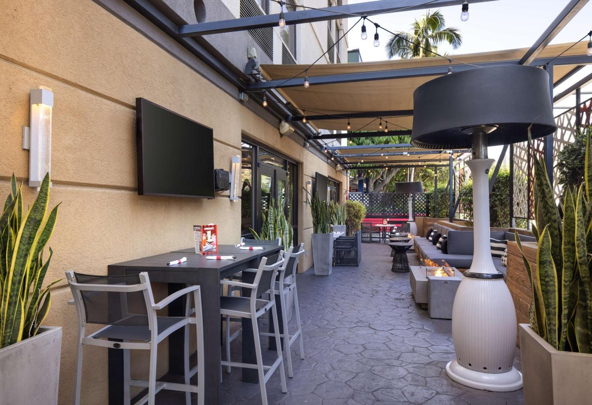 Hilton Garden Inn Los Angeles / Hollywood Kültér fotó